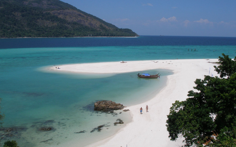 Ao Sunset Beach Koh Lipe - Insight To Asia Tours