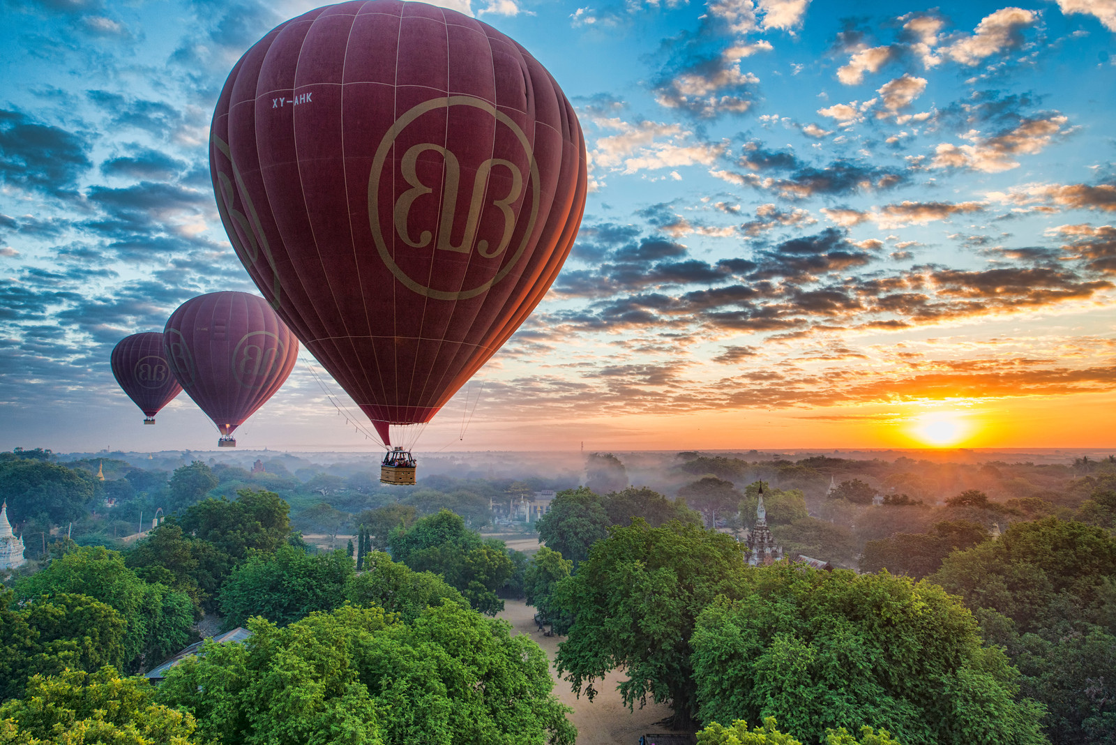 Balloons Over Bagan - Myanmar Tours - Insight To Asia Tours