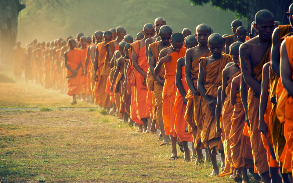 Monks in Luang Prabang - Insight To Asia Tours